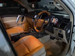 Toyota Land Cruiser Prado 2020 Pearl