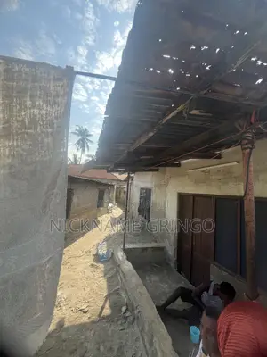 5bdrm House in Mabibo Luhanga for sale