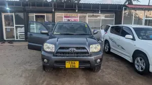 Toyota Hilux Surf 2.7 SSR 2005 Gray