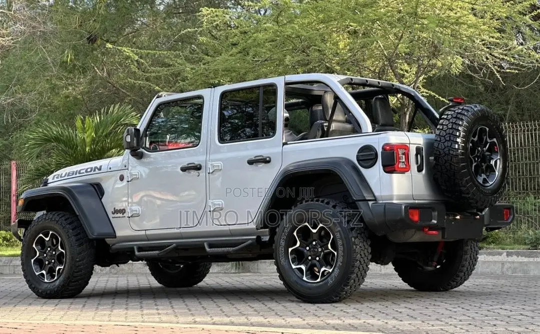 Jeep Wrangler 2024 Silver