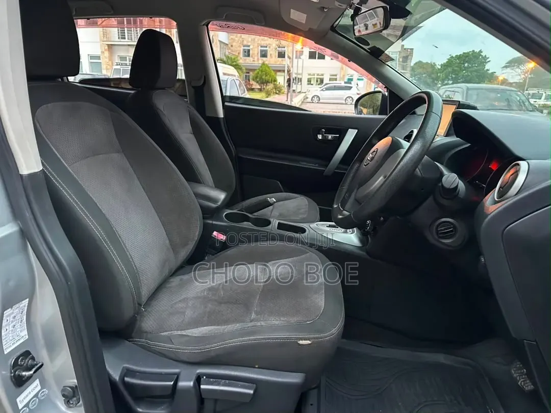 Nissan Dualis 2010 Silver