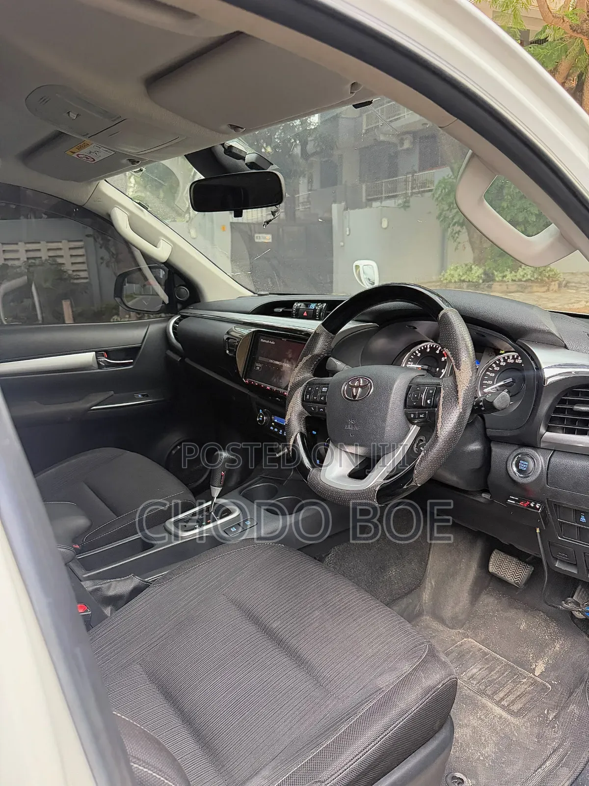 Toyota Hilux 2021 Pearl