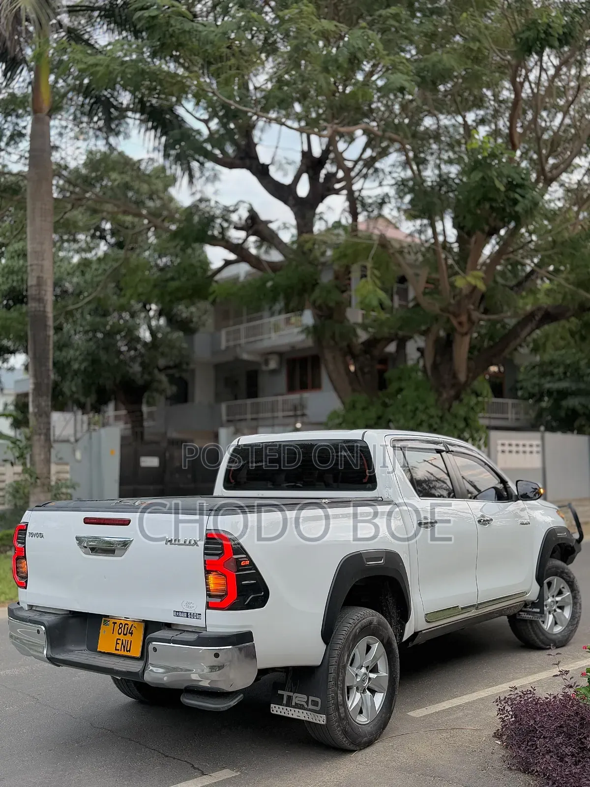 Toyota Hilux 2021 Pearl