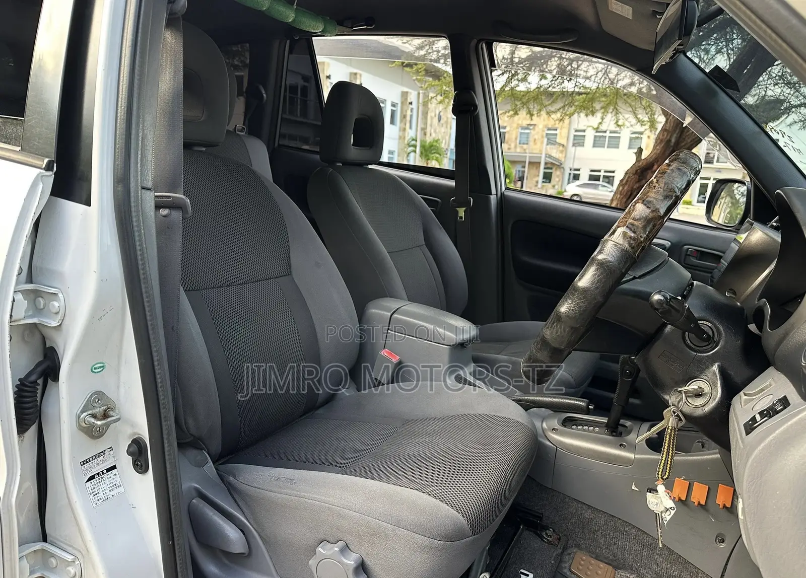 Toyota RAV4 2005 White
