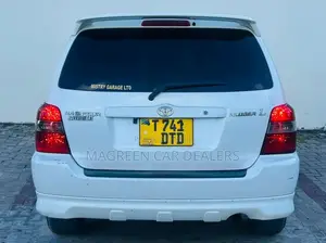 Toyota Kluger 2008 White
