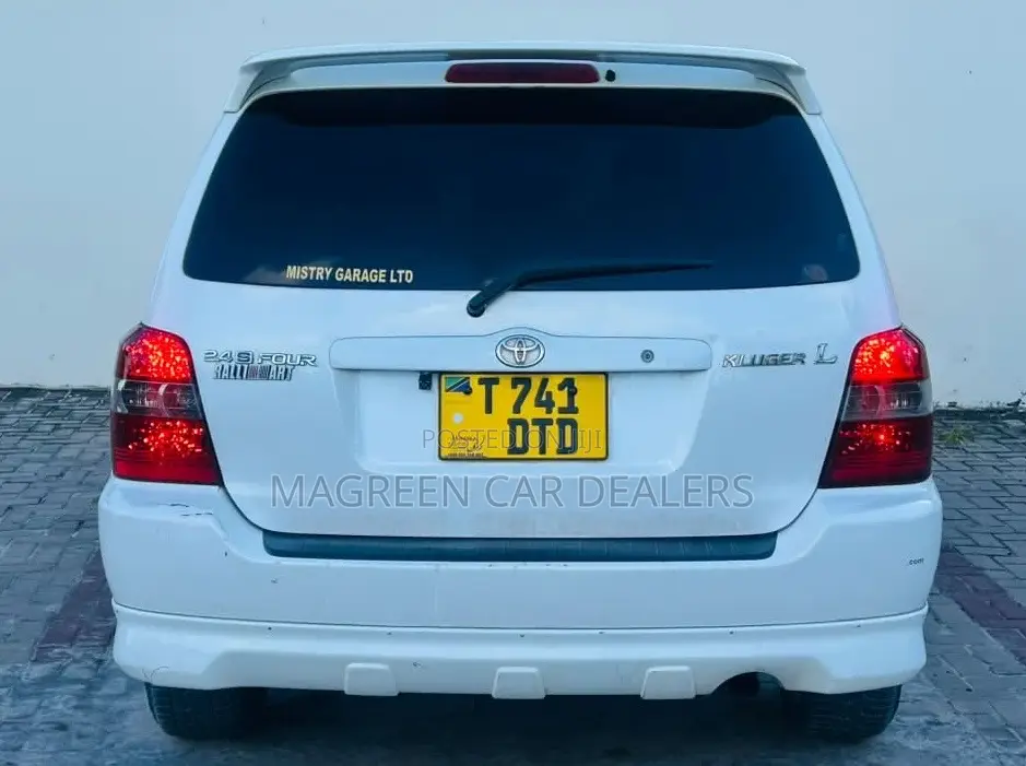 Toyota Kluger 2008 White