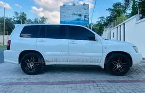 Toyota Kluger 2008 White