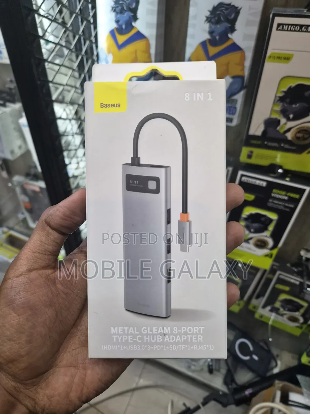 Momax 8 in 1 Type C Hub Adapter