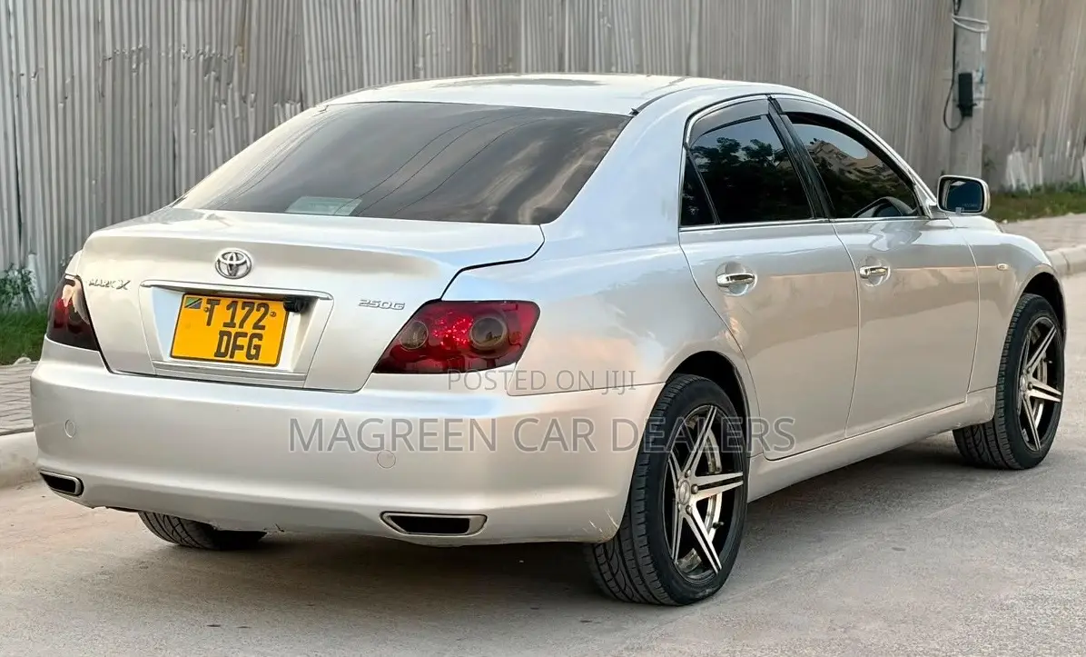 Toyota Mark X 2005 Silver