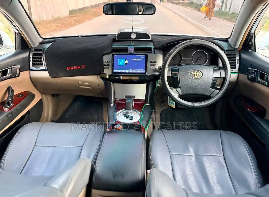 Toyota Mark X 2005 Silver