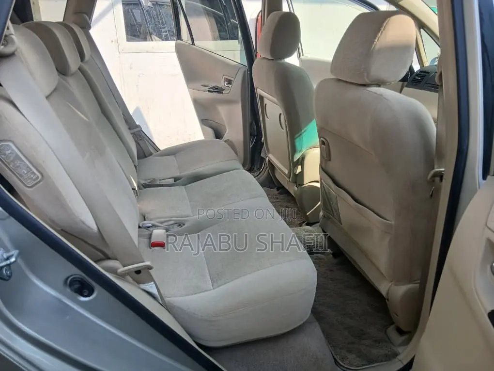 Toyota Corolla Spacio 1.5 X 2004 Gold
