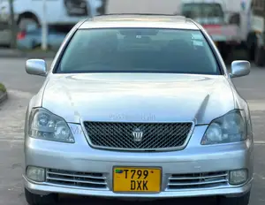 Toyota Crown Royale 2005 Silver