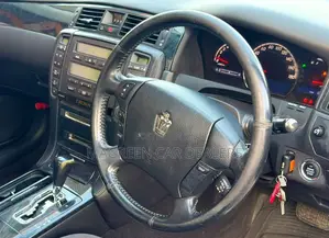 Toyota Crown Royale 2005 Silver