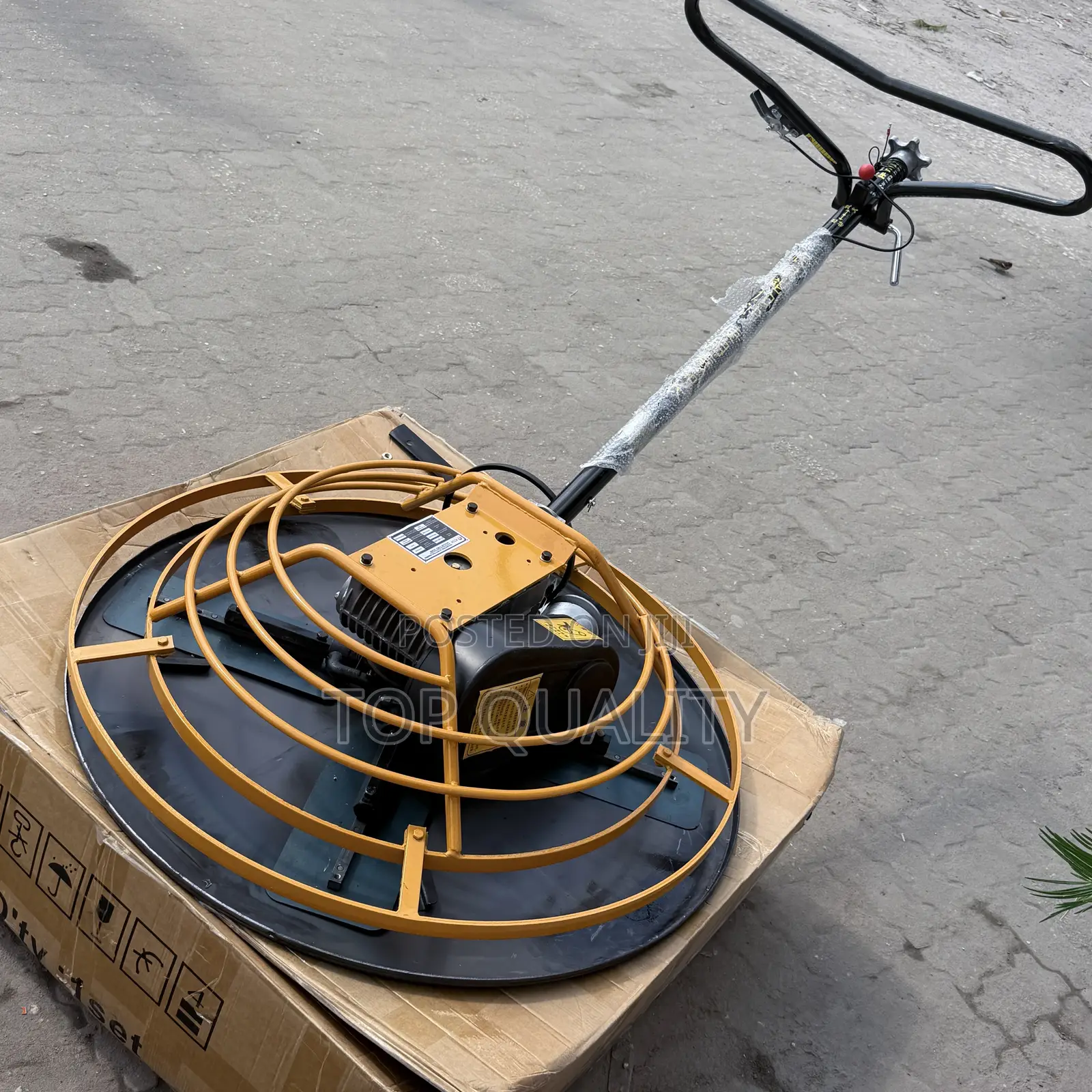 Power Floor Trowel