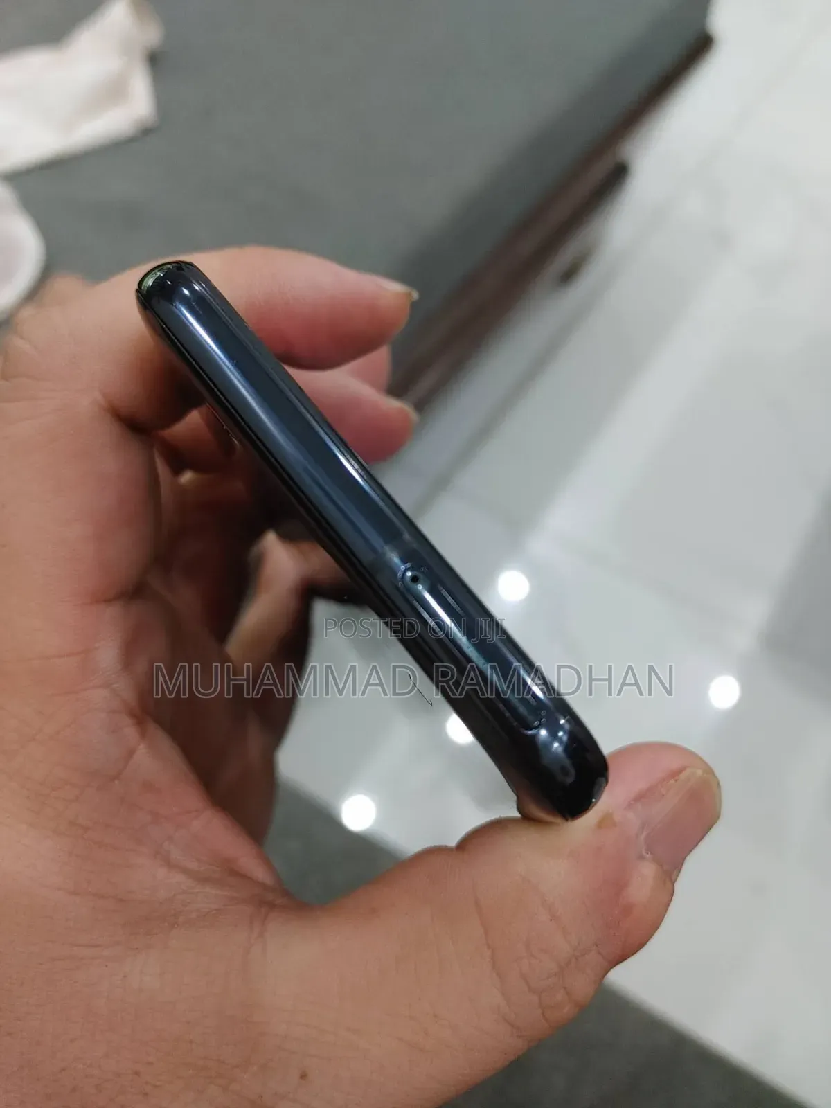 LG V50S ThinQ 256 GB Black