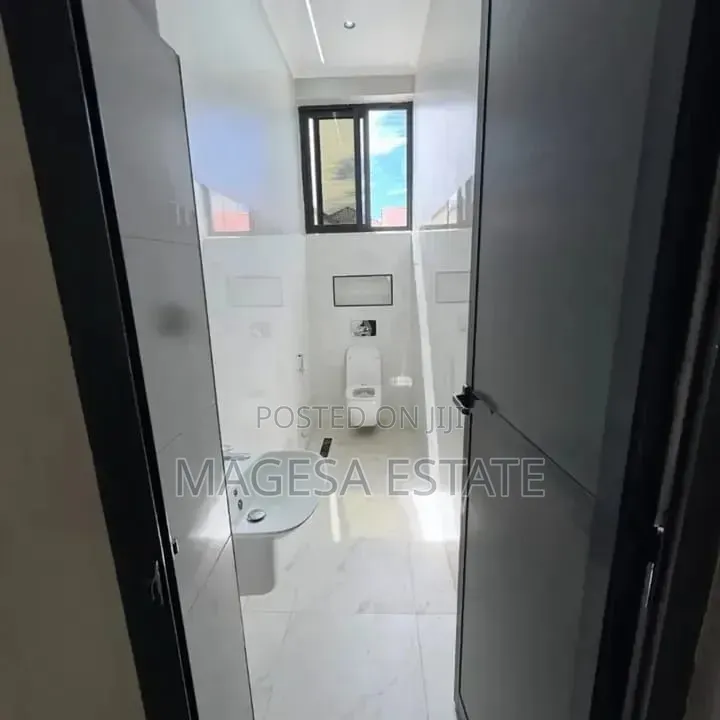 Furnished 3bdrm House in Oysterbay for sale