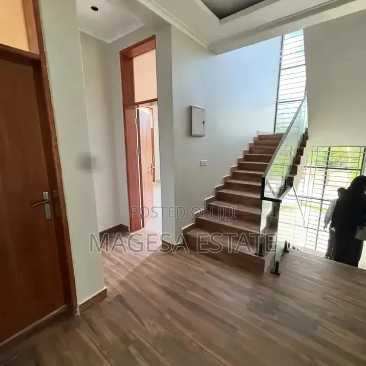 Furnished 3bdrm House in Oysterbay for sale