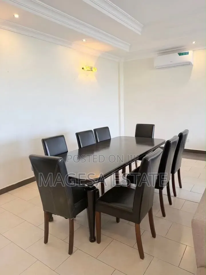 Furnished 3bdrm Apartment in Oyster Bay for rent