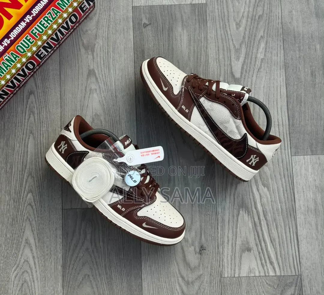 Men's Sneakers Nike New Colors Material Leather