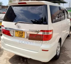 Toyota Alphard 2004 White