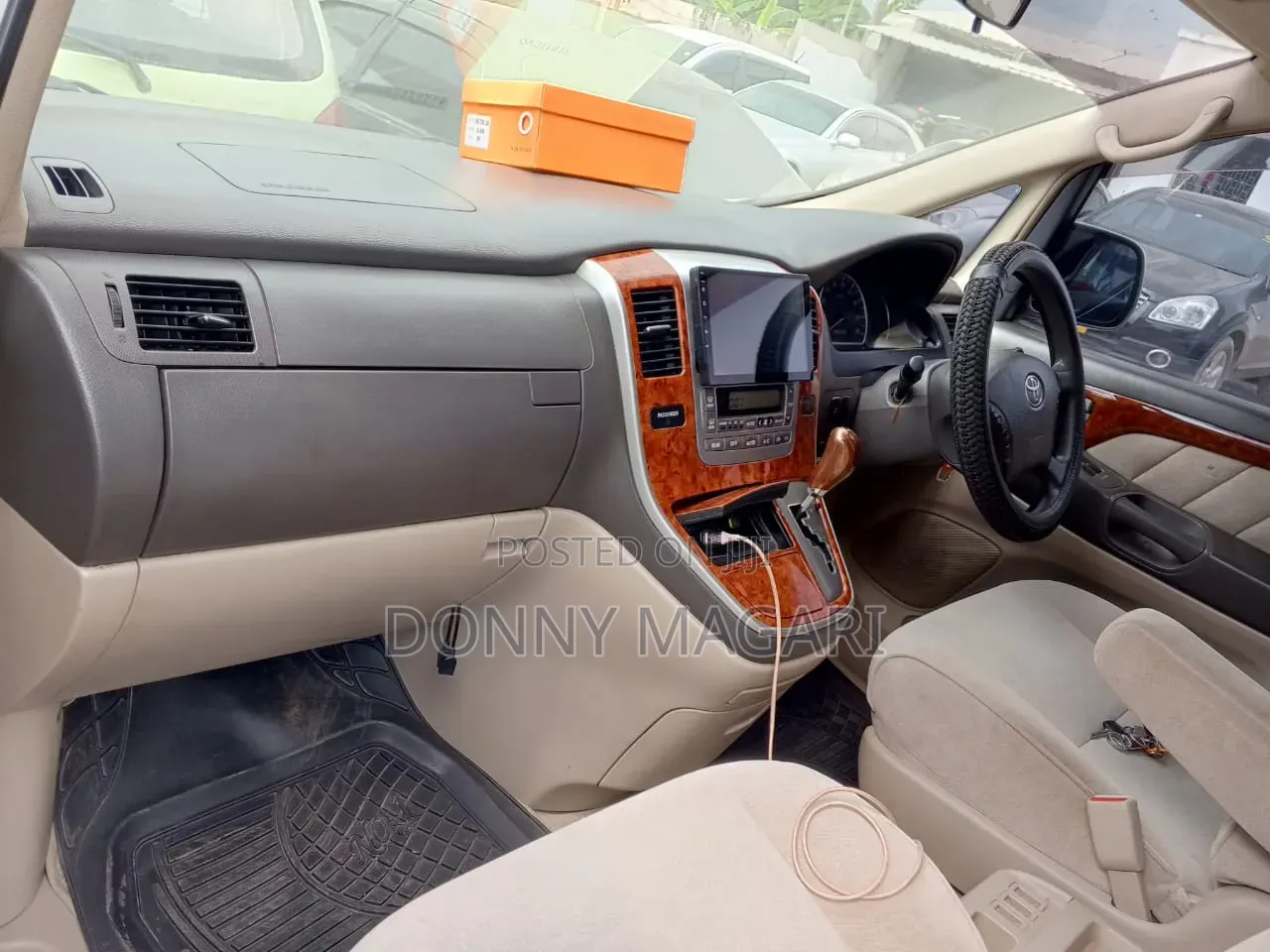 Toyota Alphard 2004 White
