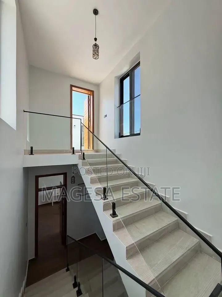 Furnished 5bdrm House in Masaki for rent