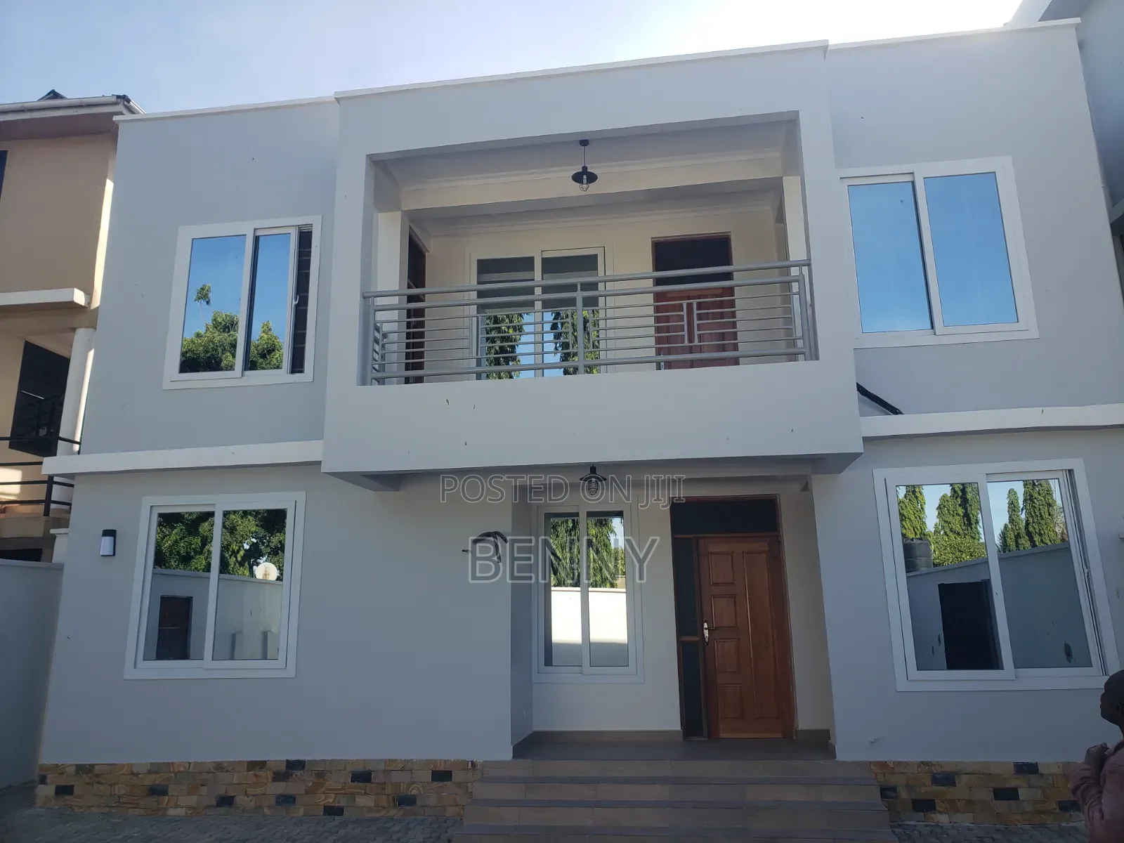 B_one_aluminium Windows Doors System