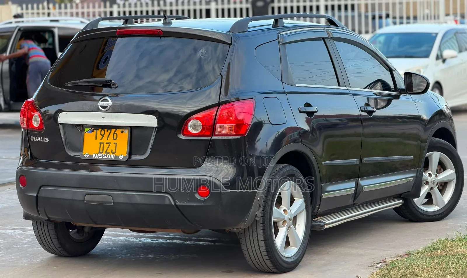 Nissan Dualis 2010 Black
