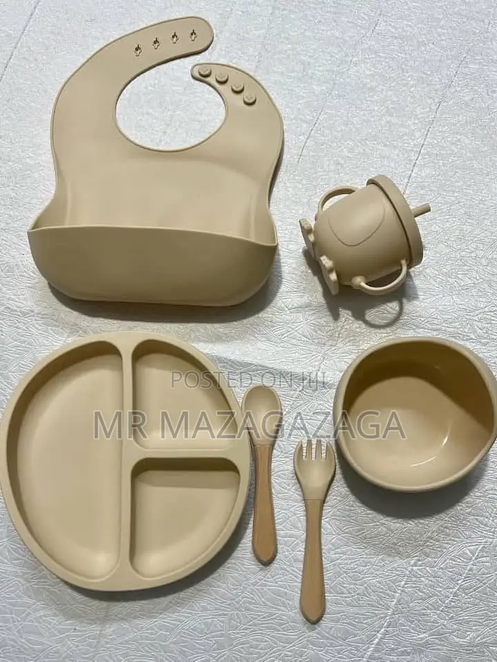 #8 Pieces Kids Silicone Tableware Set
