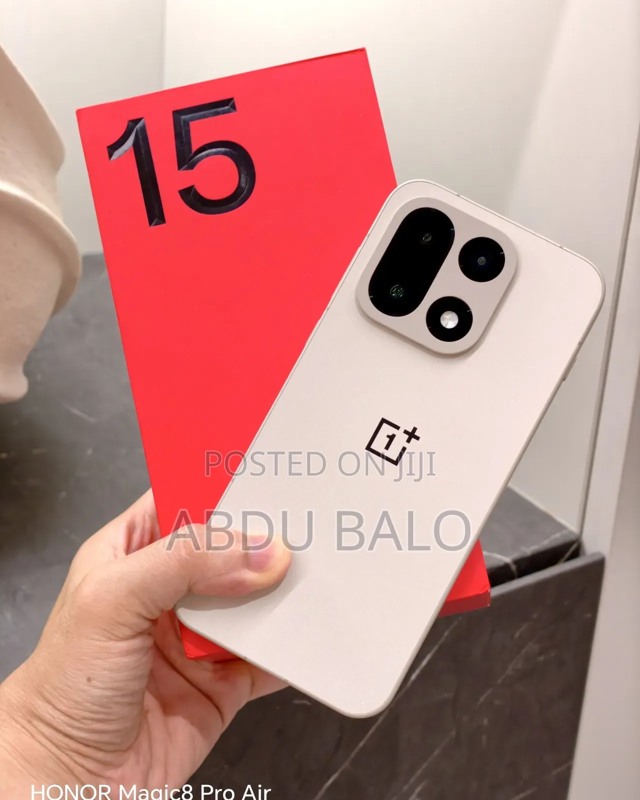 New OnePlus 15 256 GB Gold