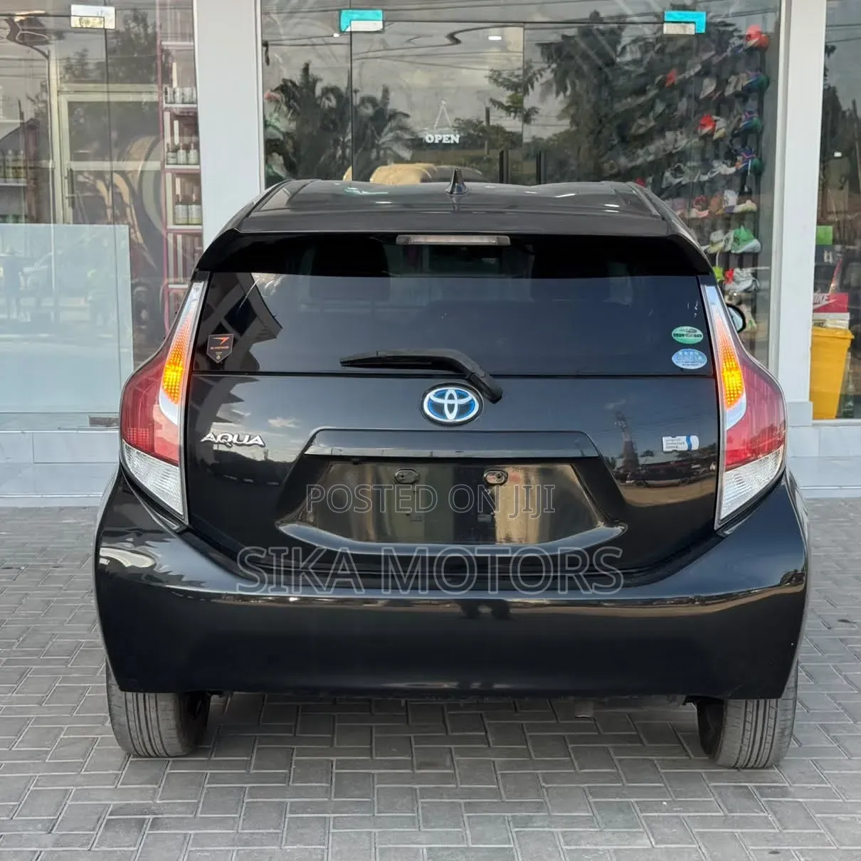 Toyota Aqua 2015 Black
