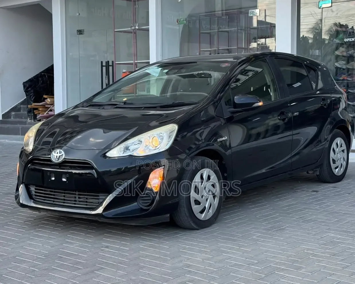 Toyota Aqua 2015 Black