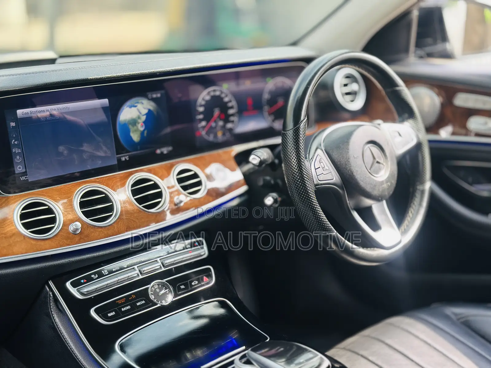 Mercedes-Benz E400 2013 Black