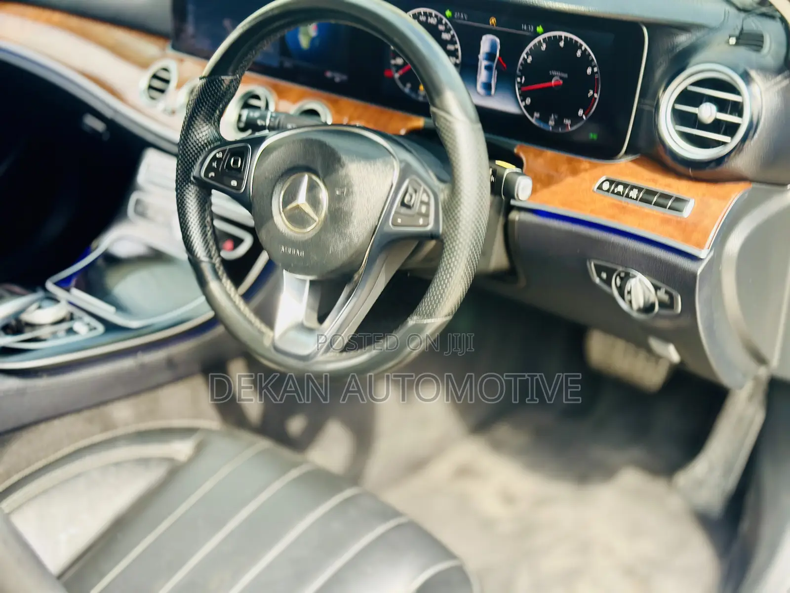 Mercedes-Benz E400 2013 Black