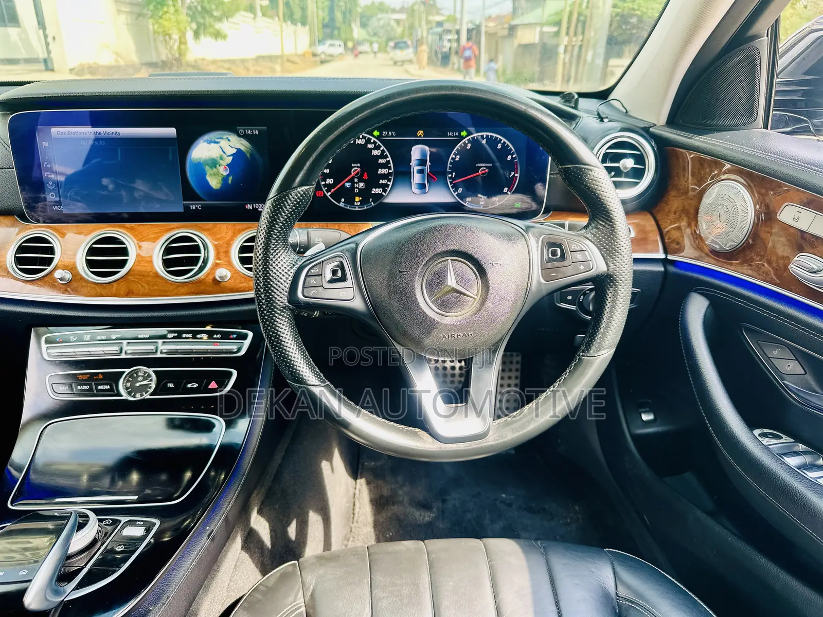 Mercedes-Benz E400 2013 Black