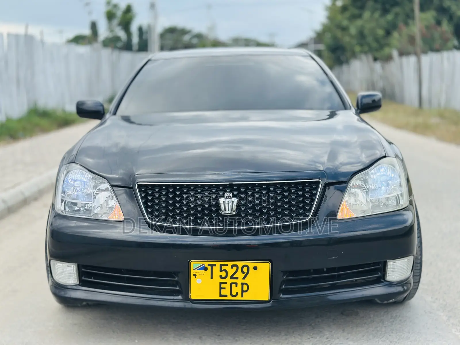 Toyota Crown 2006 Black