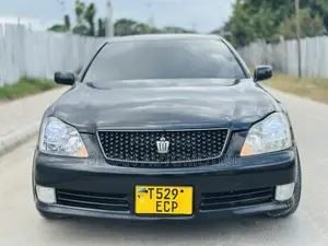 Toyota Crown 2006 Black