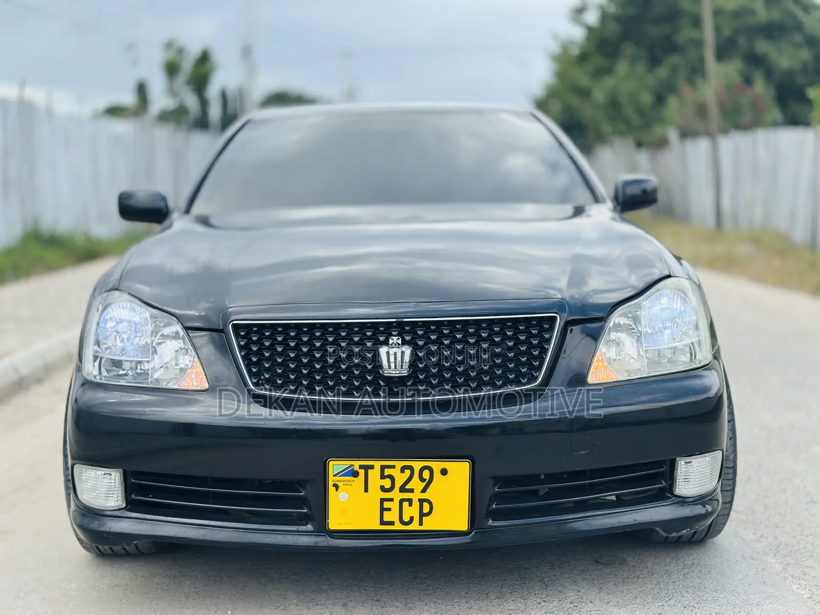 Toyota Crown 2006 Black