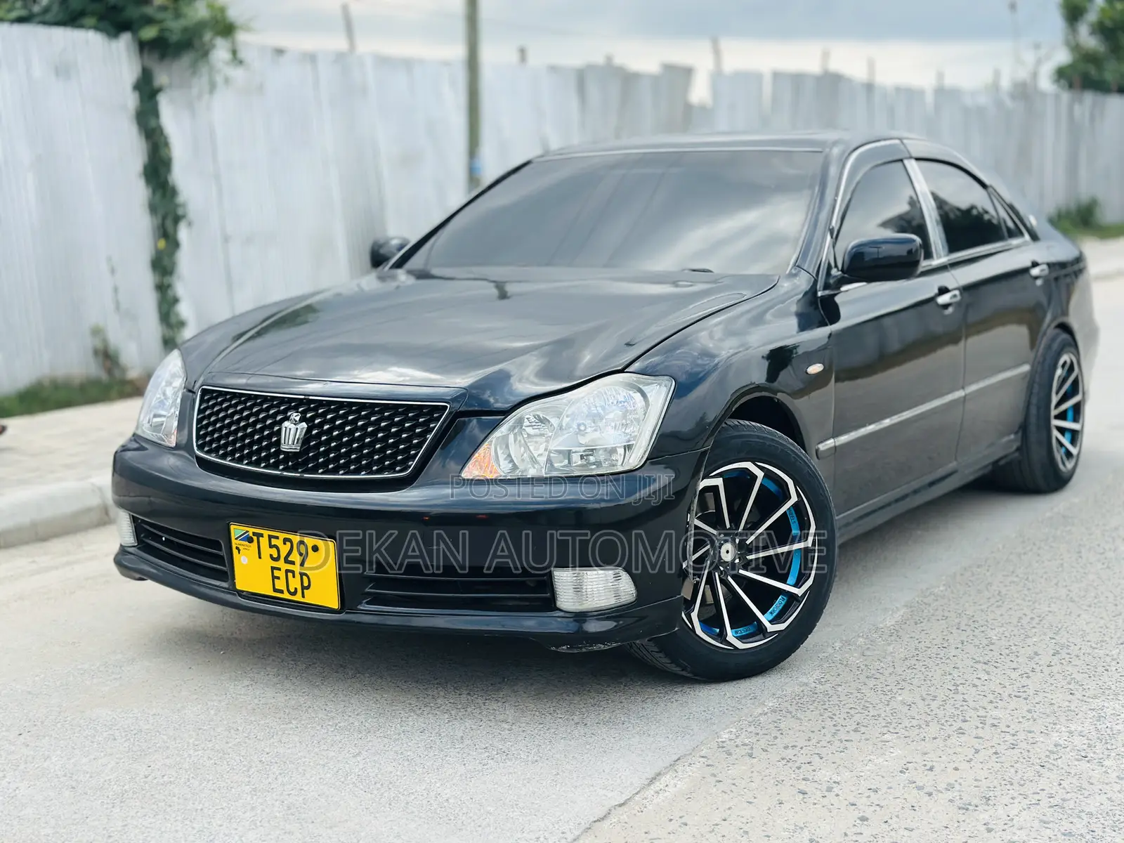Toyota Crown 2006 Black