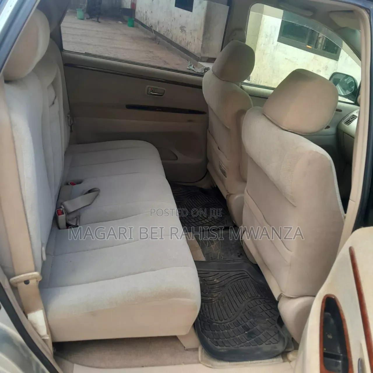 Toyota Nadia 2003 Silver