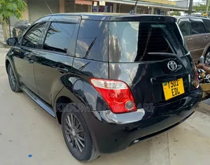 Toyota IST 2004 Black