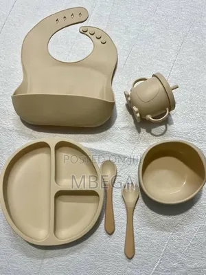 8 Pieces Kids Silicone Tableware Set