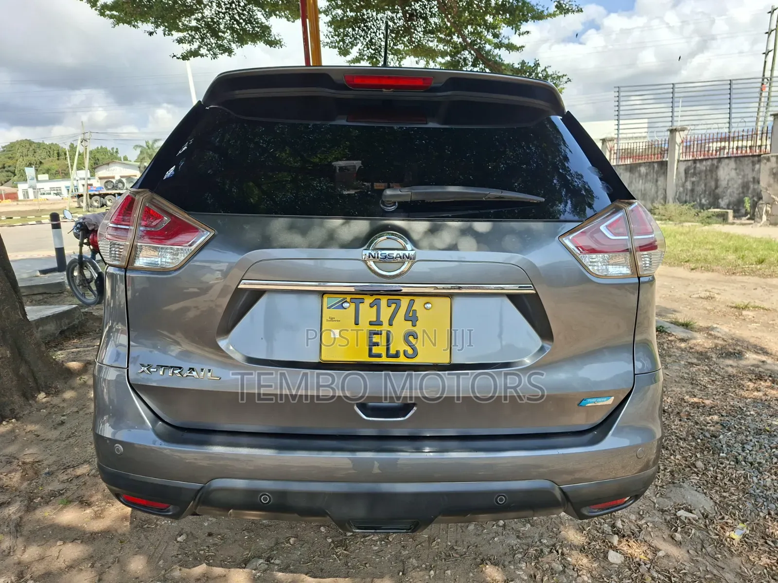 Nissan X-Trail 2014 Gray