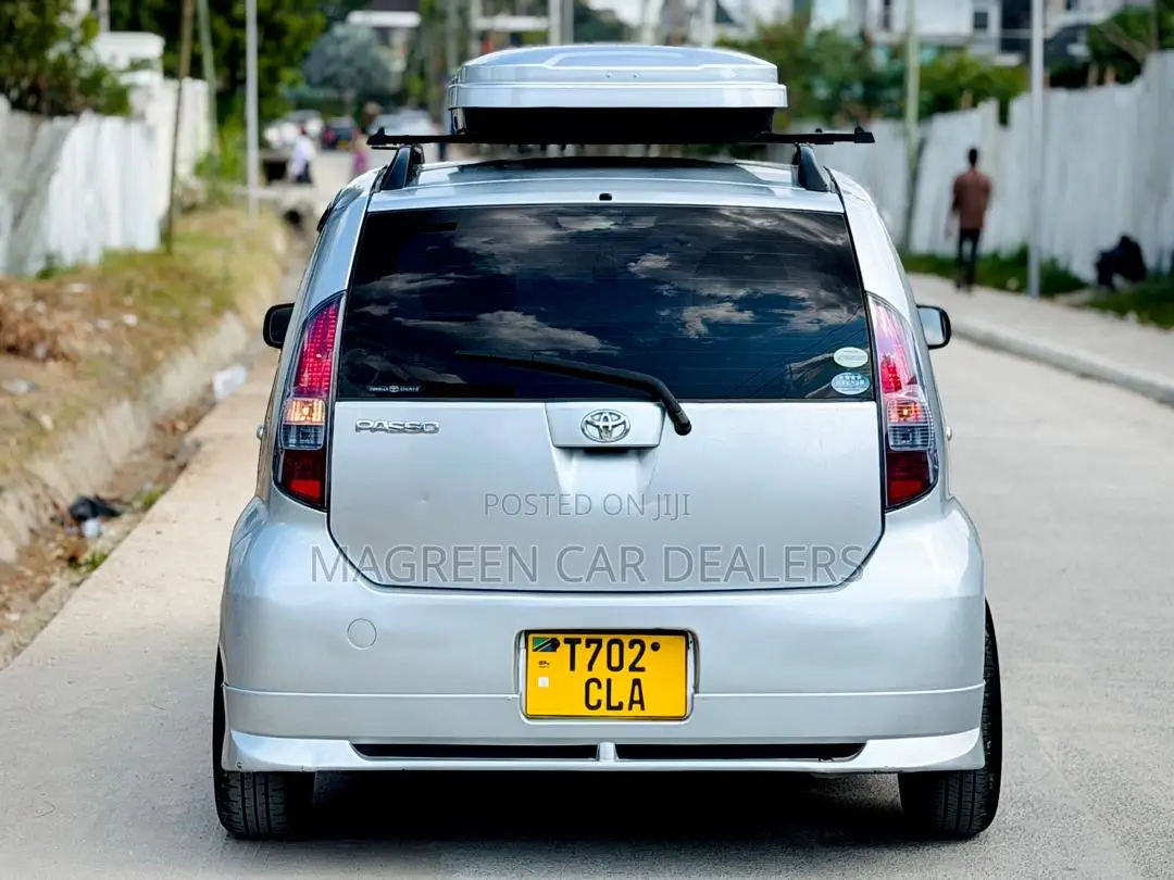 Toyota Passo 2007 Silver