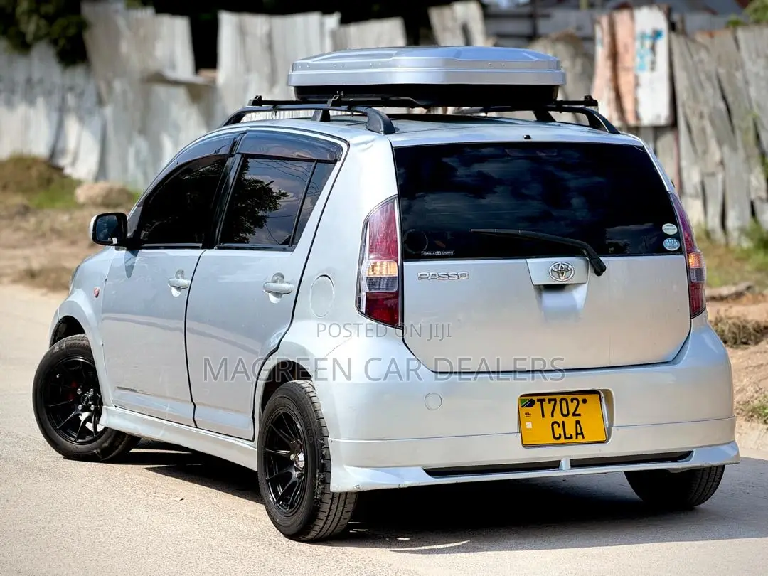 Toyota Passo 2007 Silver