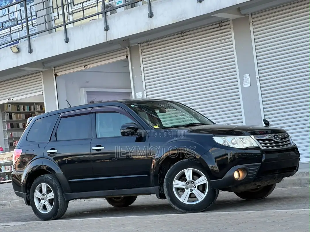 Subaru Forester 2011 Black