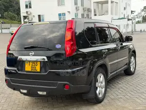 Nissan X-Trail 2010 Black