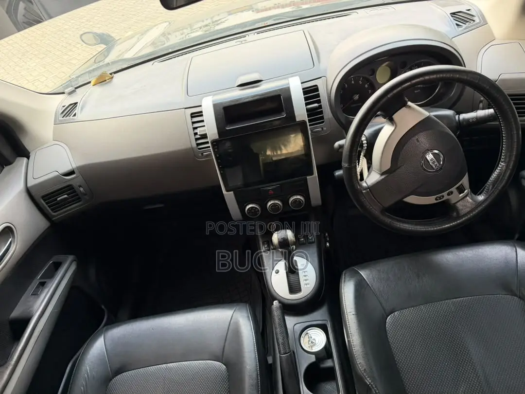 Nissan X-Trail 2010 Black