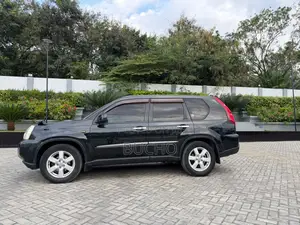 Nissan X-Trail 2010 Black