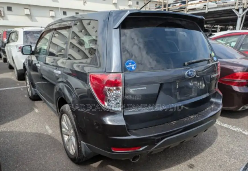 Subaru Forester 2012 Gray